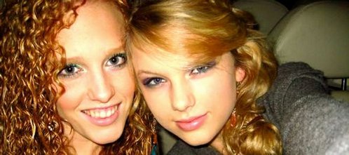  Taylor schnell, swift with her best friend Abigail Anderson.:}
