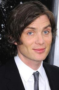  One 日 I was searching for クイズ about actor Cillian Murphy and found some, here on Fanpop. I answered one question, but had to register in order to see the other questions. So I`ve joined, found cool クラブ and cool people to share the things I 愛 with, and finaly became addicted. I`m on ファンポップ every day, even if it`s just for a few minutes! :) P.S. This is the guy who brought me to fanpop.