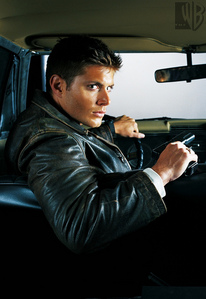  I couldnt get my first fav actor in a car so i got my 2nd: Jensen Ackles!