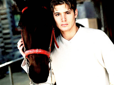  Couldnt find Daniel Ewing with a animal so here is Jensen Ackles with a horse!:)