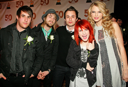 Taylor swift and paramore :) 