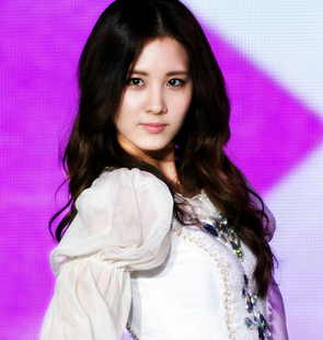  My favorito is Seohyun. i like her for this main reason; her personality. yes, i know because of her upright and proper image, many find her boring and dull. but that is why i admire her. she is definitely the most unique idol ever. she will have brighter future (outside singing) even if she is not a SNSD member anymore. i also like her because she has beautiful voice though not as powerful as Taeyeon's and not as versatile as Jessica's. i like how she harmonizes with anyone in singing. and of course i amor her for her prettiness. many people put Seohyun at the last in their ranking beauties. but for me, she is the most beautiful even mais than the face of SNSD. she can be sexy either in dancing or in fashion especially nowadays. she gained her confidence and that brings the beauty to her naturally. IF i could comment for her negativeness, i JUST hope she can have mais emotion in her cantar (though it's keep better)