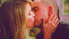 my favorite couple and my favorite kiss <3