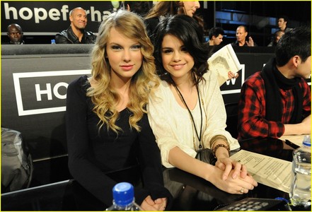 mine. and check these out too

http://www.shoppingblog.com/blog/4291128

http://www.justjaredjr.com/photo-gallery/363269/selena-gomez-taylor-swift-bowling-party-05/