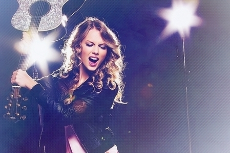  mine http://imagecollect.com/picture/taylor-swift-eve-photo-4097342/new-years-eve-archival-pictures-photolink-109045.jpg