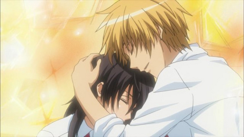  Usui and Misaki hugging! ^_^