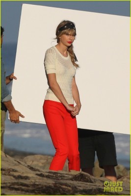 Tay in red pants.:}