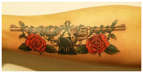  GNR tattoo like this one omfg....