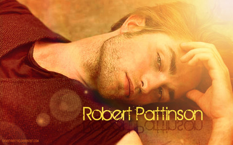  here is my pic of Robert Pattinson,with the sun shining on him,making him even もっと見る handsome and gorgeous