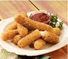  My favorito! comida are queso mozzarella, mozarela sticks usually with marinara, a la marinera sauce o some kind of sauce they taste so good..they've been my favorito! for a long time.