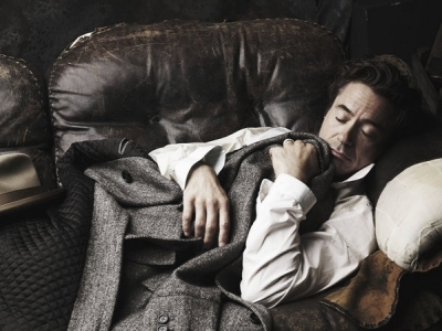  awwww sherlock sleeping with Watson's jacked! :3