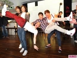 This is my favorite pic of 1D as they're just being themselves! 