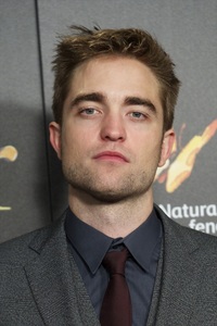  Robert Pattinson not Edward Cullen.