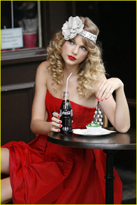 When in Doubt. 
Wear Red!
this is my pic of Taylor swift