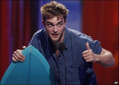  my Robert giving the thumbs up at the 2010 TCA<3