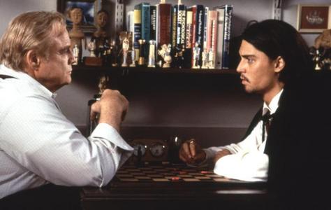  Johnny Depp and Marlon Brando.They were very close Друзья until Marlon's death.2 of the best actors in the history of cinema