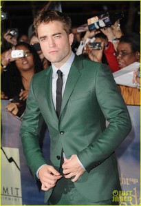  Robert Pattinson!
