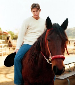  the sexiest Texas Cowboy Alive (at least in my opinion), Jensen Ackles, riding a horse for a photoshoot back in 2001 <3333