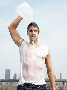  Matt Bomer pouring water all over himself.... thud :)