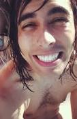  Vic Fuentes, he is hot!!!