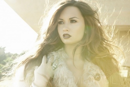  Cover of Unbroken she looks GORGEOUS!!