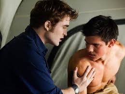  my gorgeous Robert and his co-star Taylor,in a scene from Eclipse<3