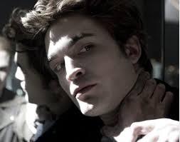  my sexy and furious vampire Edward played sa pamamagitan ng sa pamamagitan ng gorgeous Robert in a scene from Twilight<3<3