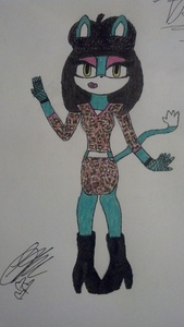  This is Bon Bon De Mint the cat. She's le French. X3 i will try my best to do another chibi.Dx