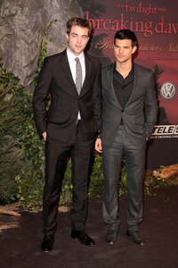  my gorgeous,sexy baby and his co-star Taylor Lautner,both with their hands in their pockets<3