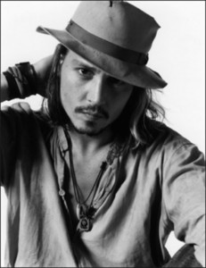  Johnny Depp holding his beautiful hair ♥