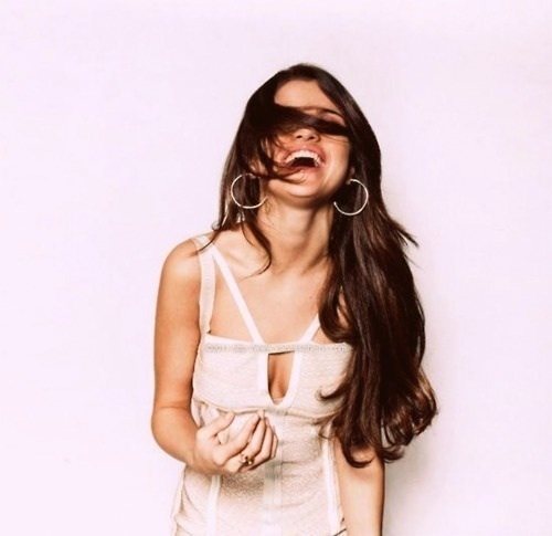 I get a lot from tumblr. You have to make an account, but it's really easy

http://www.tumblr.com/tagged/selena%20gomez