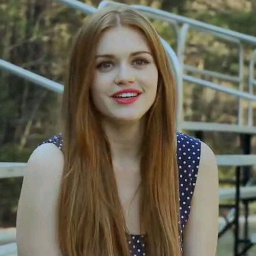  I think she is the best choice for ariel. Holland Roden.