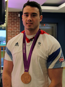  yes! I am obsessed with kristian thomas, who was a ginasta in the Londres Olympics<3 he is like so adorable and he's got these really nice muscly arms :)