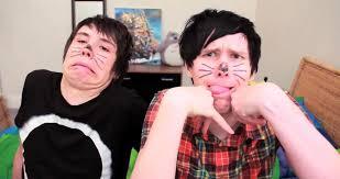  I Любовь Dan and Phil I am subscribed to both of their channels :)