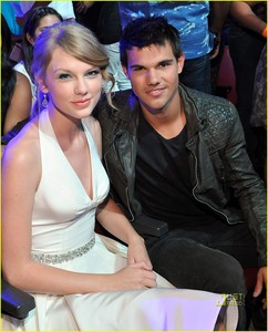  Taylor&Taylor