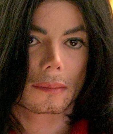 I love MJ brown eyes.