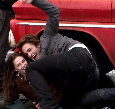  Robert,on the set of Twilight with Kristen being his silly,sexy self<3