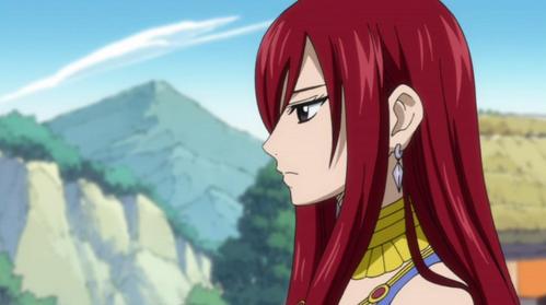  Erza (Fairy Tail) is always actuación strict, but actually is soft inside.