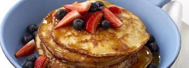  I cinta the smell of berry pancake in the morning! Yum! Yum! Yum! Yum!