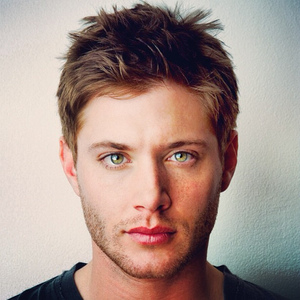  Jensen Ackles gorgeous green eyes...I can't breathe