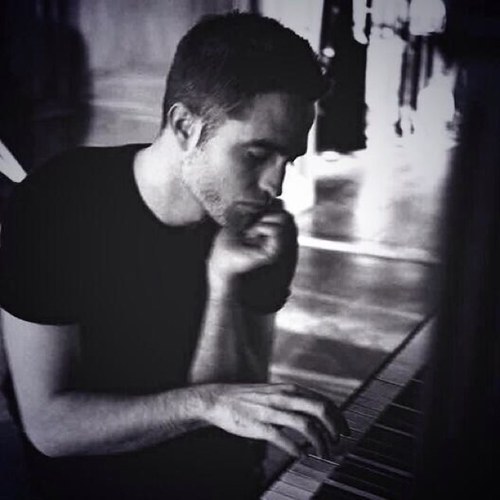  instead of tickling the ivory keys,I'd rather he tickle me<3
