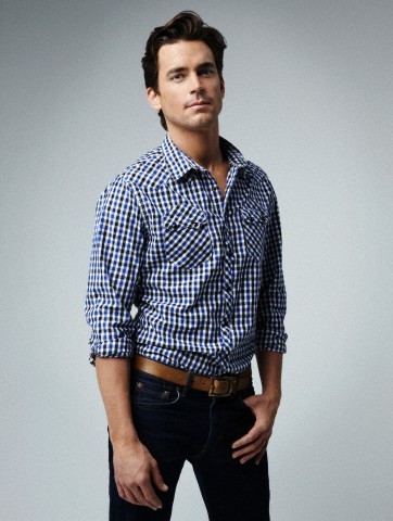  Matt in a photoshoot, wearing my favorito color on him - blue <33333