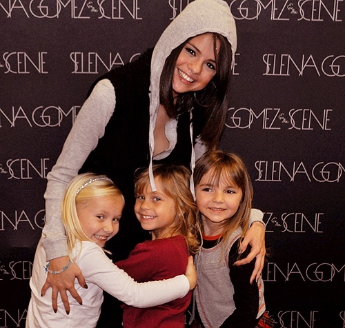 Mine...Sel with her cuty selenators 
hope u like it

http://images6.fanpop.com/image/answers/3395000/3395879_1382797351296.74res_301_300.jpg

http://images6.fanpop.com/image/answers/3395000/3395879_1382797399697.75res_300_300.jpg

http://images6.fanpop.com/image/answers/3395000/3395879_1382797780329.97res_453_300.jpg

Ans. [b]Cruella De Vil [/b]


 (Hit The Lights)
[i]
"So let's go, go, go, go all the way. 
Yeah, let's go, go, go, go night and day.
 From the floor to the rafters, people raise your glasses,
 we can dance forever."[/i]