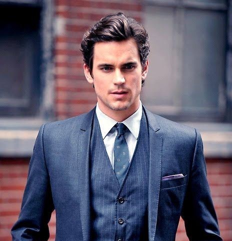  Matt Bomer <33333 He's not only a highly talented actor, singer and dancer, he also engages in a lot of social activities that aim to help special groups of society, such as the Annual Revlon Walk & Run for Women (Breast Cancer Awareness), the AIDS Walk in New York অথবা the high-regarded theater play "8", which is about Proposition 8, a constitutional amendment that eliminated the rights of same-sex couples to marry in the state of California. And yet, he didn't make it official until February 2012 that he was in a gay relationship and has three kids.