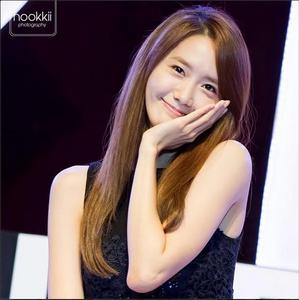  Even I'm not a SONE yet, I heard so much about Yoona from SNSD