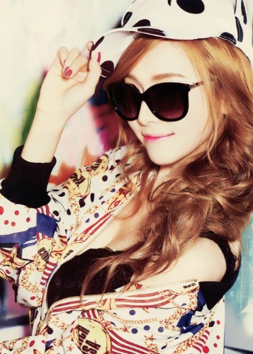  [i]she's the best model in snsd, imo[/i]