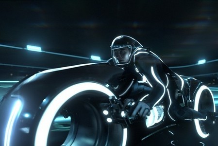  Garrett Hedlund on a cool motorcycle in Tron:Legacy<3
