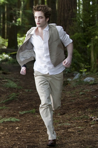  my handsome Robert,as Edward Cullen running<3