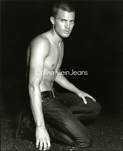  Jamie wearing jeans with a belt<3