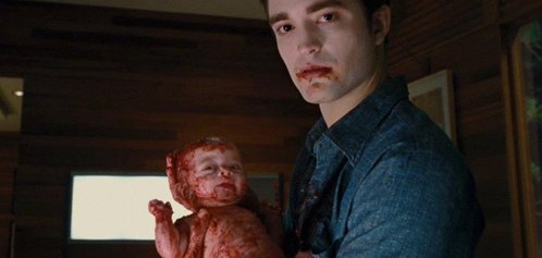  Robert,as Edward,with blood on his shirt<3